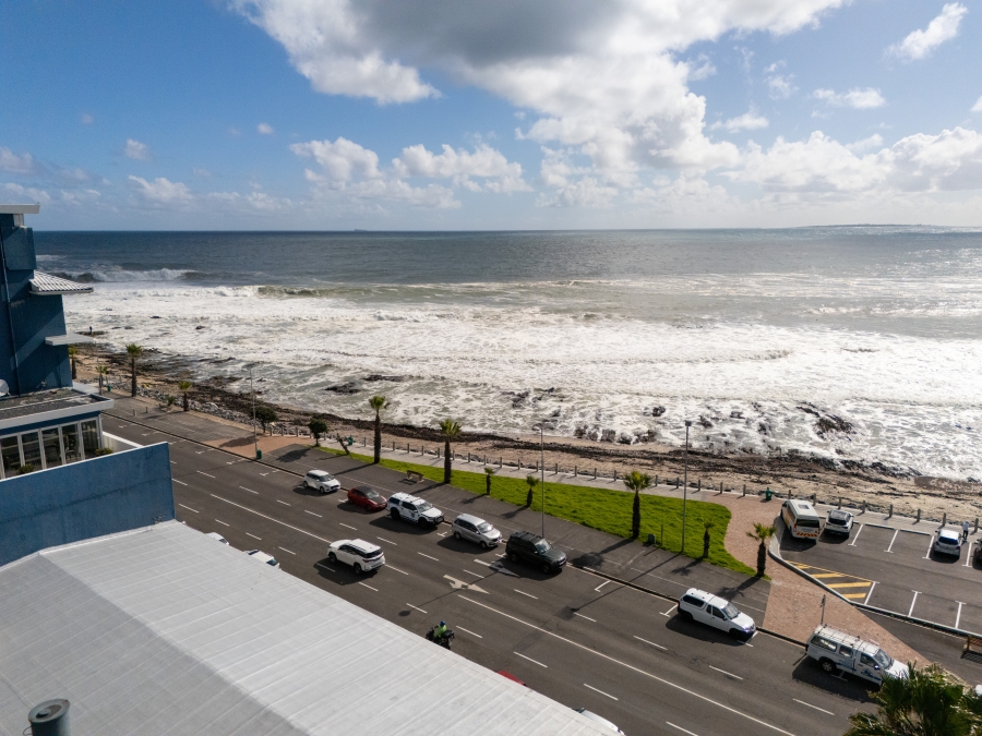 0 Bedroom Property for Sale in Mouille Point Western Cape